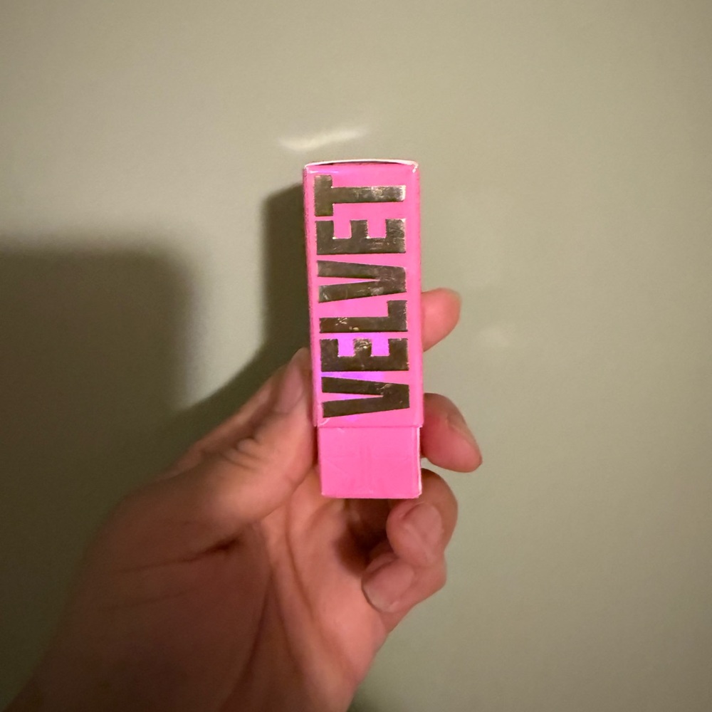 Jeffree star Pink Velvet Lipstick